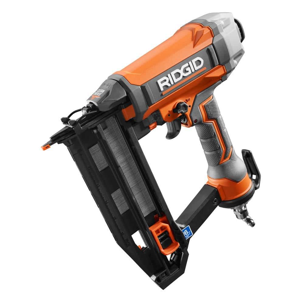 Clavadora neumática de acabado recto de 2-1/2 pulg. y calibre 16 con tecnología CLEAN DRIVE