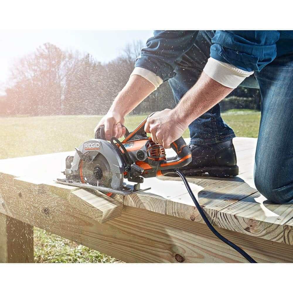 THRUCOOL 15 Amp 7-1/4 in. Worm Drive Circular Saw