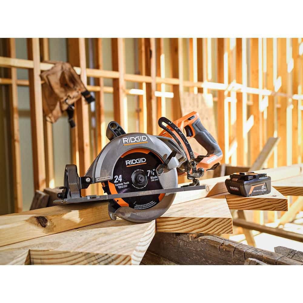 Kit de sierra circular inalámbrica sin escobillas de 18 V con mango trasero de 7-1/4 pulg., batería de salida máxima de 8.0 Ah, cargador de 18 V y bolsa