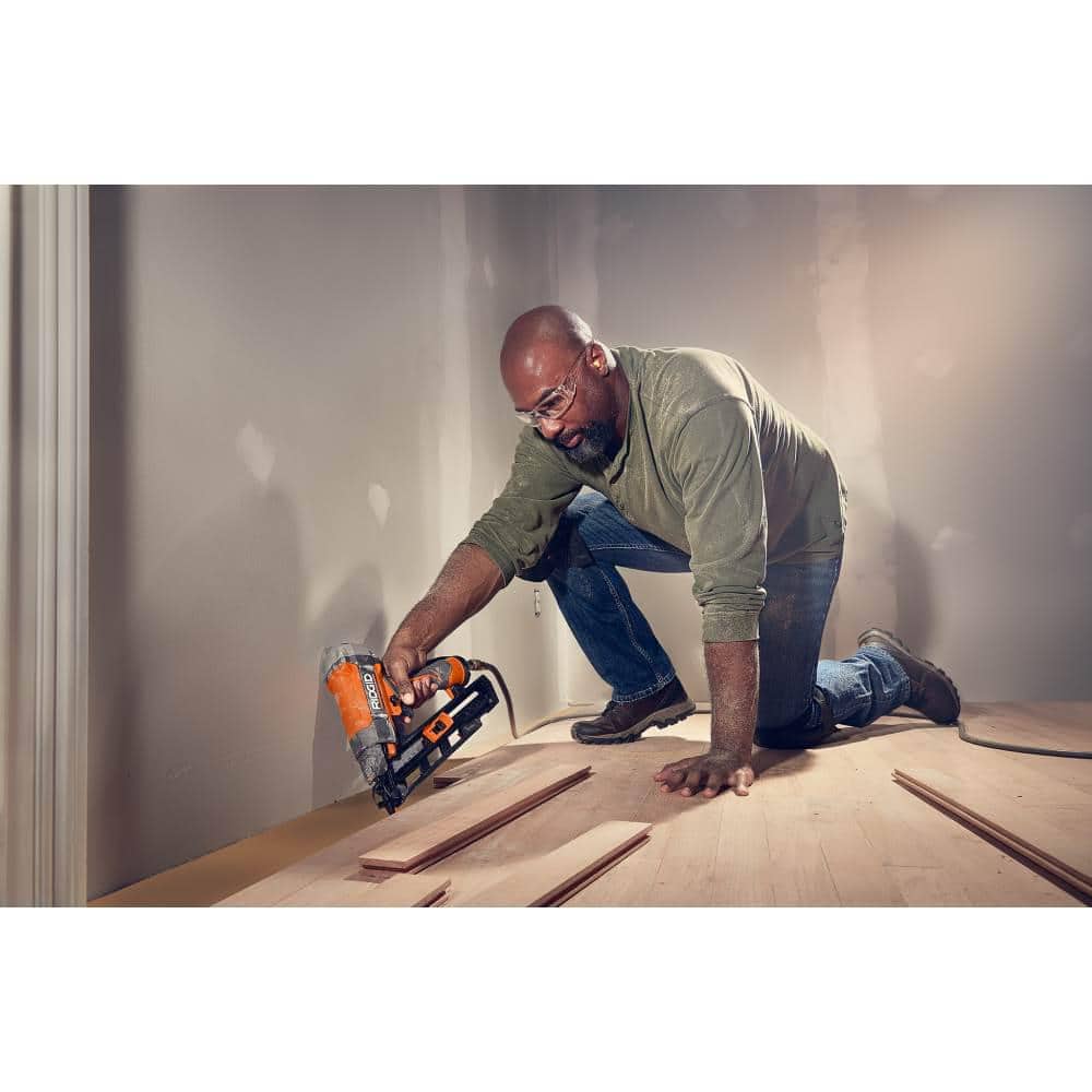 Pneumatic 15-Gauge 2-1/2 in. Angled Finish Nailer with CLEAN DRIVE Technology, and Tool Bag