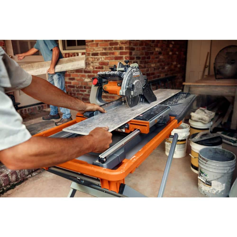 12 Amp 8 in. Blade Corded Wet Tile Saw with Extended Rip – RIDGID