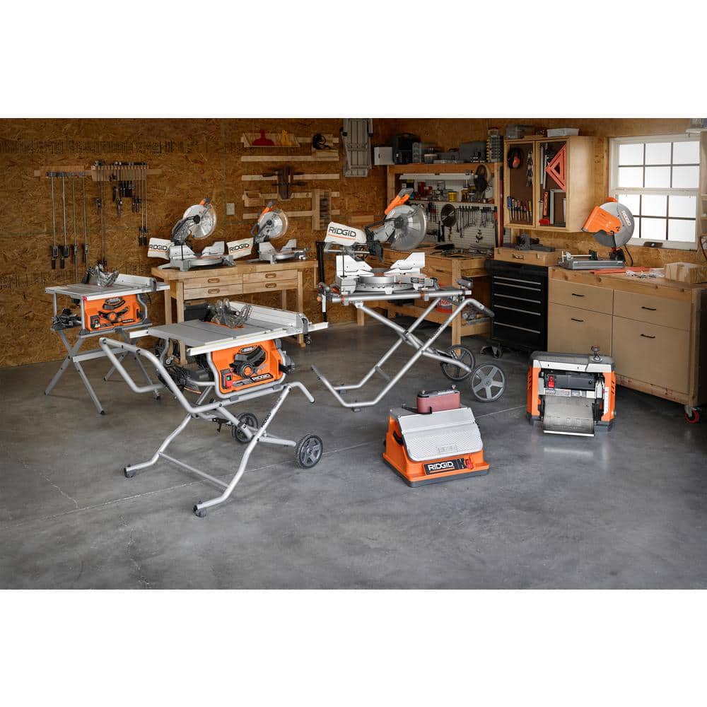 Foldable Mobile Miter Saw Stand with Mounting Braces
